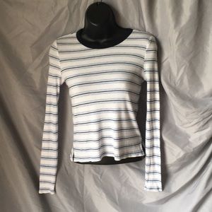 Blue and white ribbed long sleeve shirt